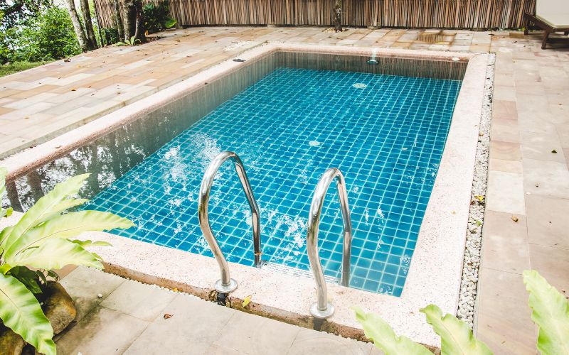 mantenimiento profesional de lámina armada piscina